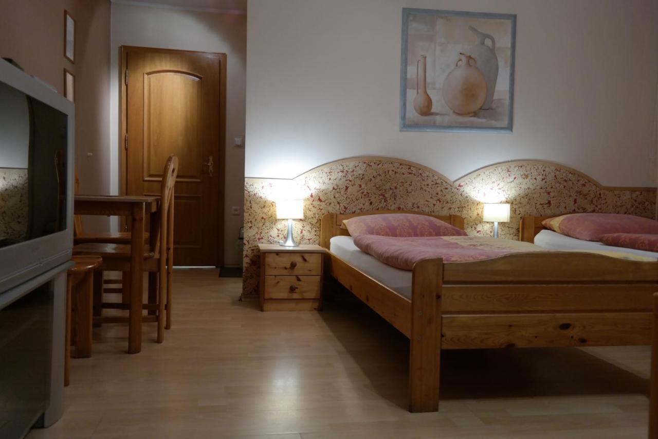 VillaMirage Tarnowskie Góry Esterno foto
