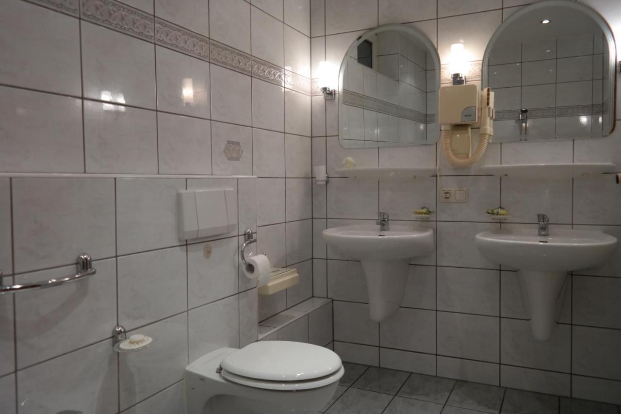 VillaMirage Tarnowskie Góry Esterno foto